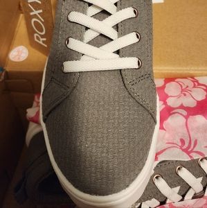 Roxy sneakers